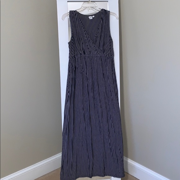 gap maternity maxi dress